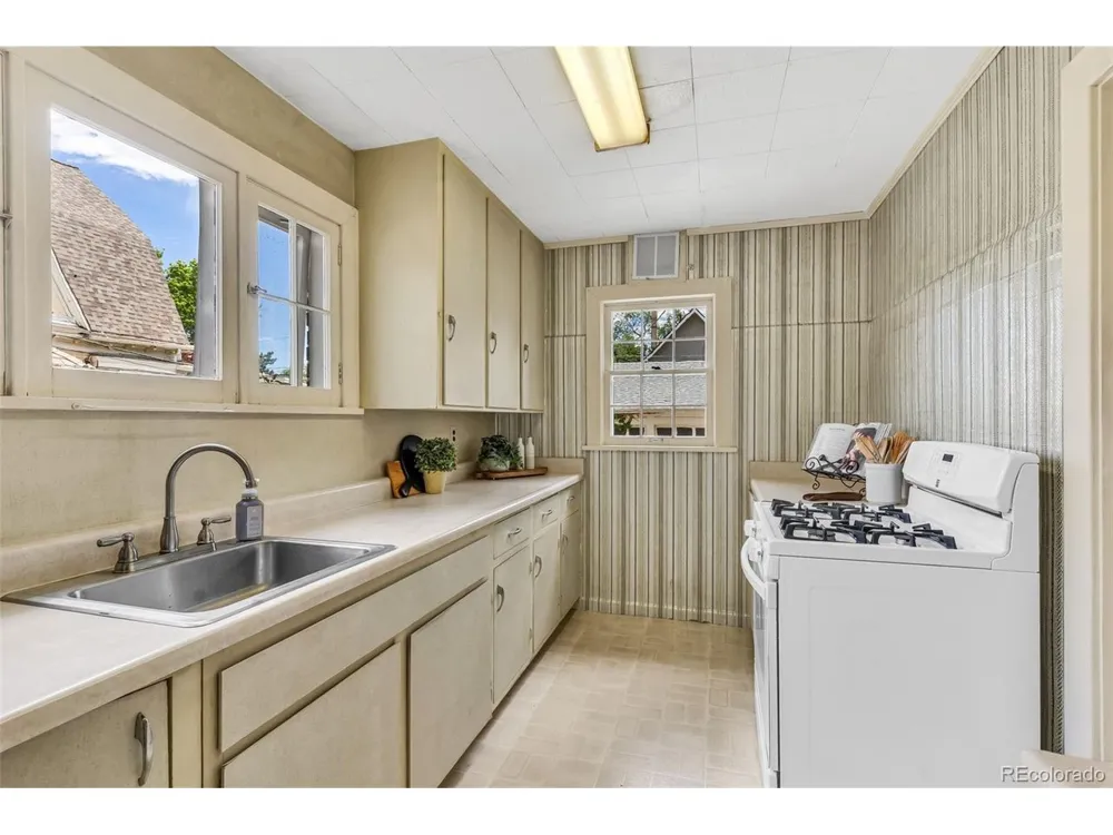 920 Harrison Avenue Canon City, CO 81212