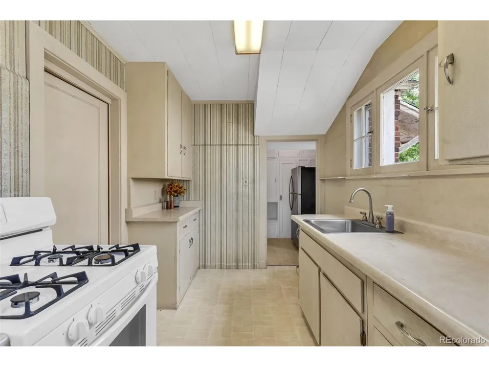 920 Harrison Avenue Canon City, CO 81212