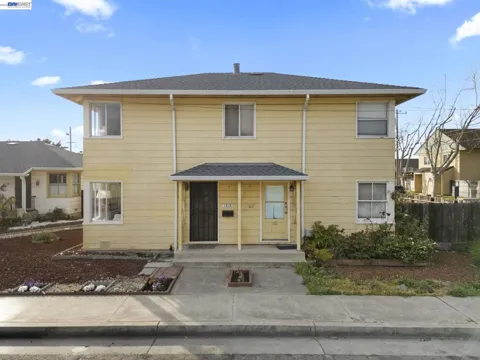 1815 Second Street