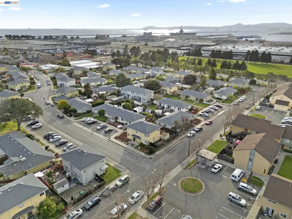 1815 Second Street Alameda, CA 94501
