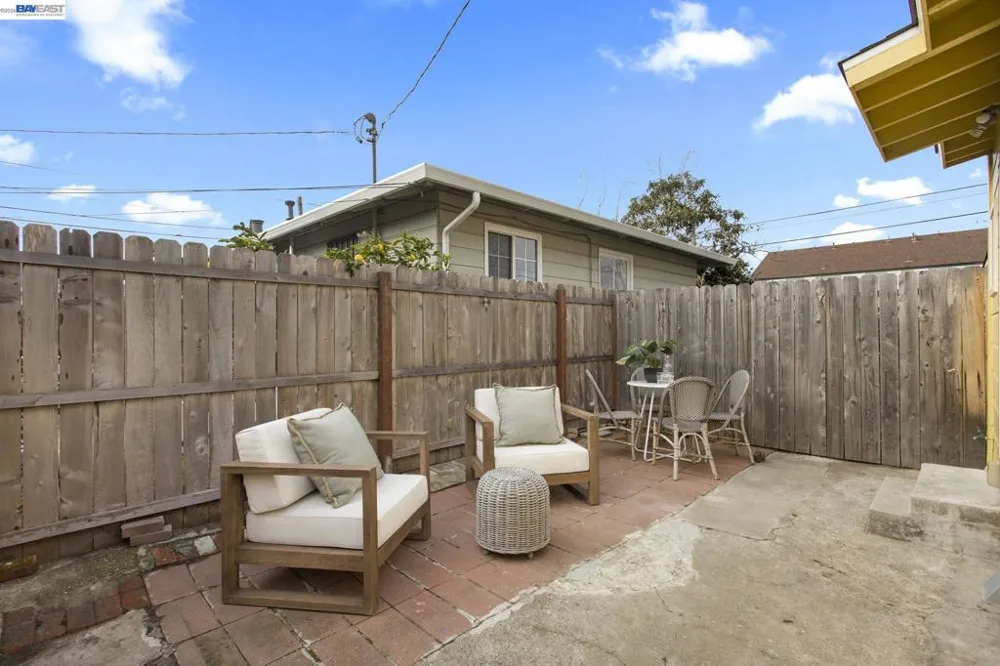 1815 Second Street Alameda, CA 94501