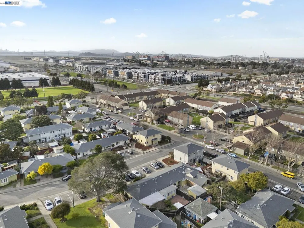 1815 Second Street Alameda, CA 94501