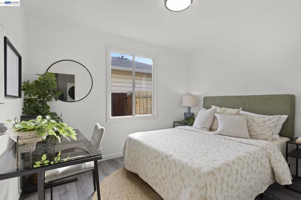 1815 Second Street Alameda, CA 94501