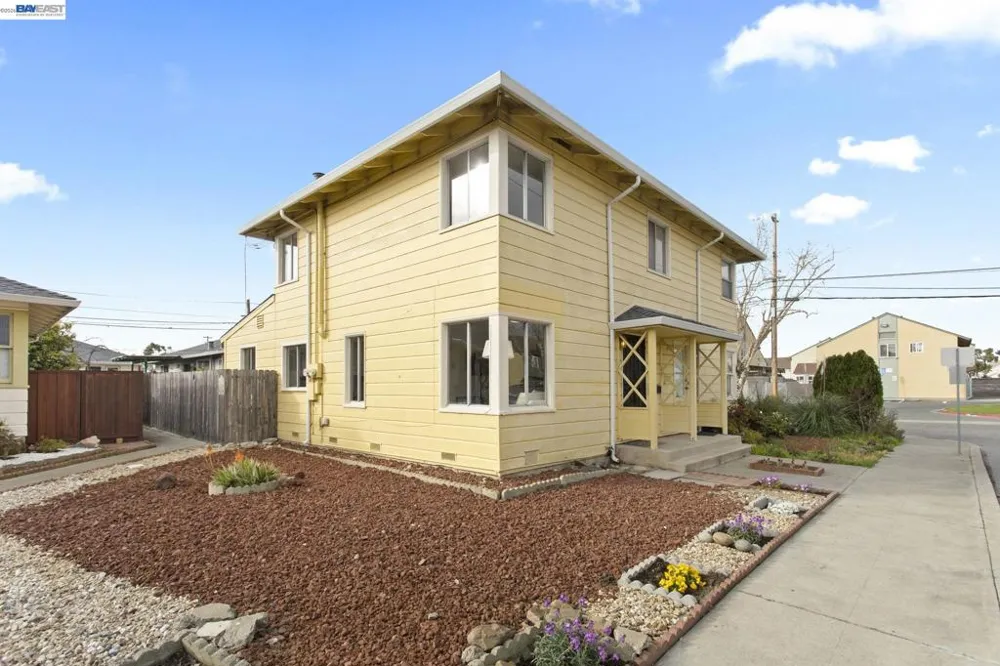 1815 Second Street Alameda, CA 94501