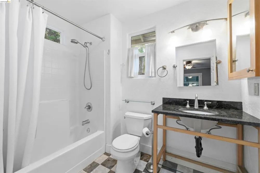 163 N Shepherd Sonora, CA 95370