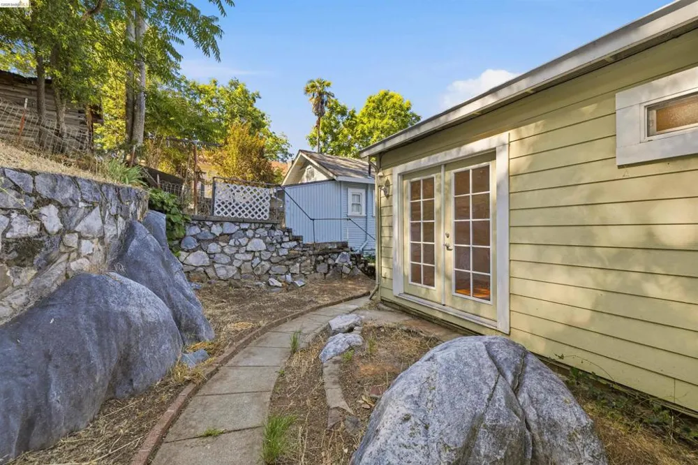 163 N Shepherd Sonora, CA 95370