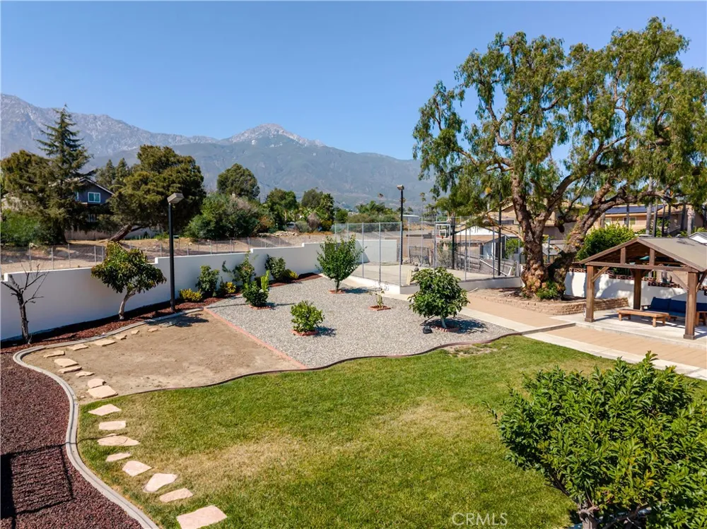 8344 Banyan Rancho Cucamonga, CA 91701