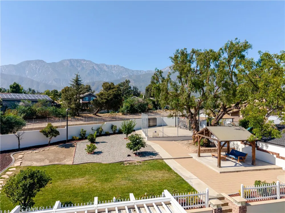 8344 Banyan Rancho Cucamonga, CA 91701