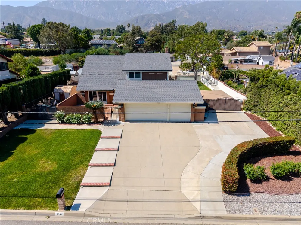 8344 Banyan Rancho Cucamonga, CA 91701