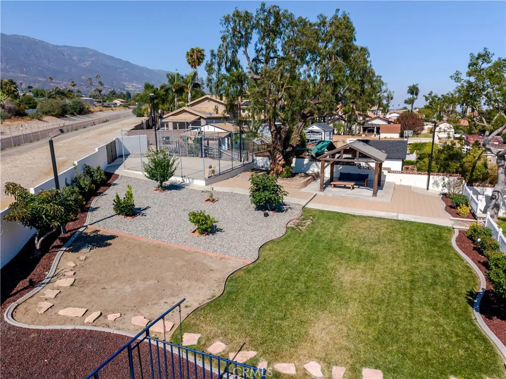 8344 Banyan Rancho Cucamonga, CA 91701