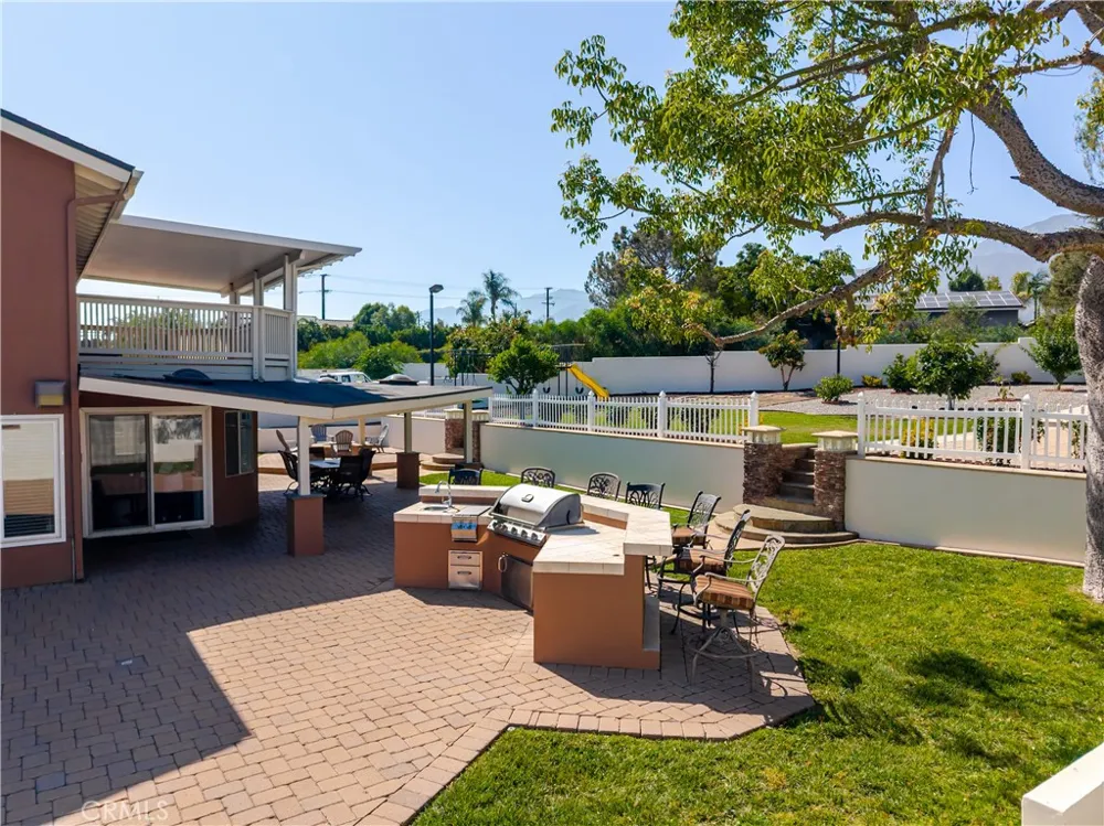 8344 Banyan Rancho Cucamonga, CA 91701