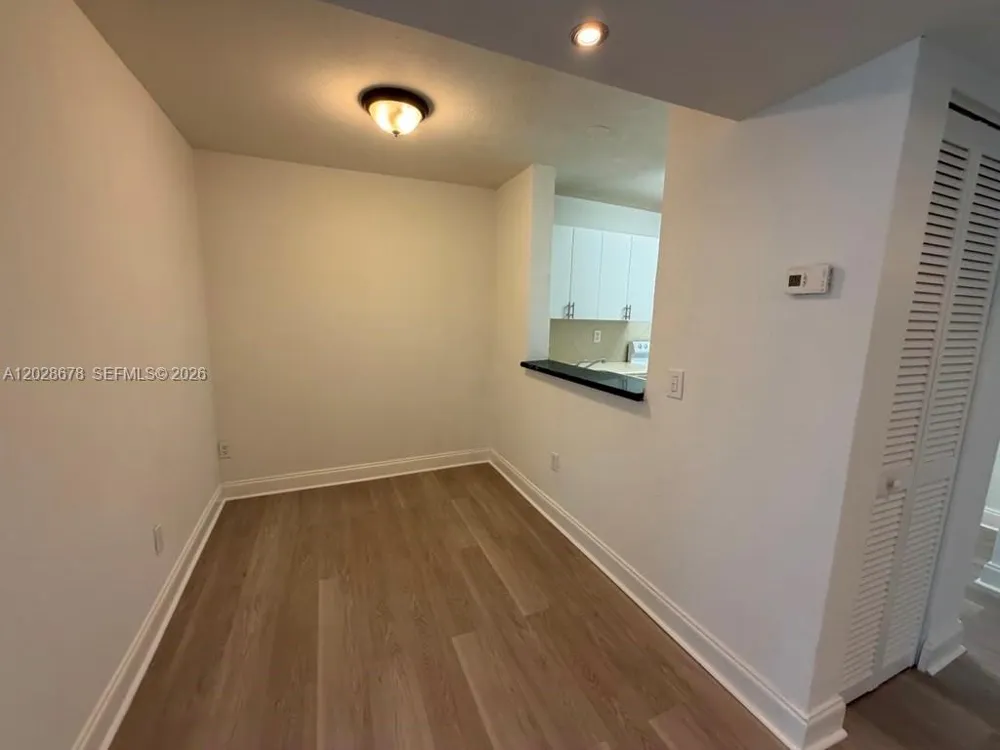 492 NW 165th St Rd #C-211 Miami, FL 33169