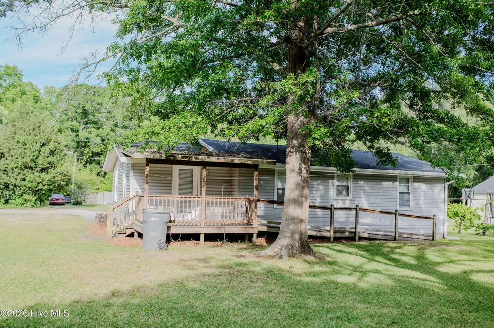 514 Butler Mill Road Bladenboro, NC 28320