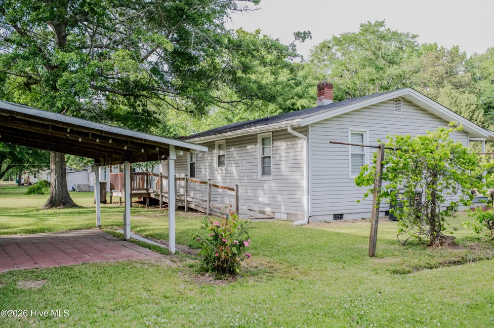 514 Butler Mill Road Bladenboro, NC 28320
