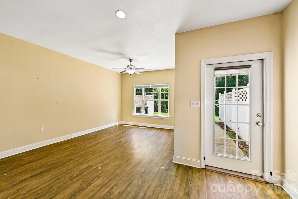 109 Sherman Oaks Lane Mooresville, NC 28115