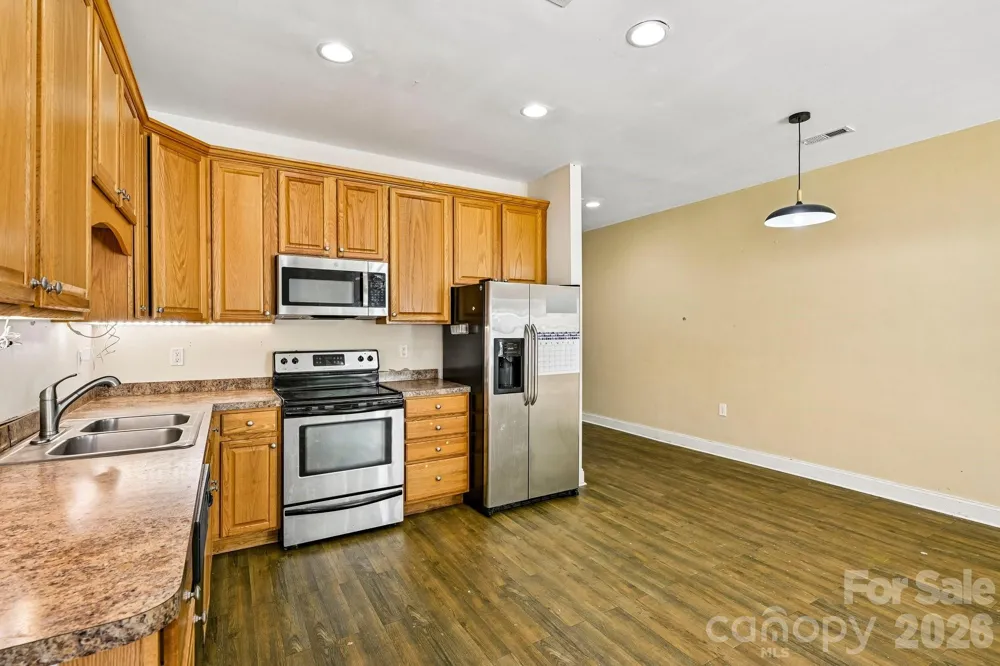 109 Sherman Oaks Lane Mooresville, NC 28115