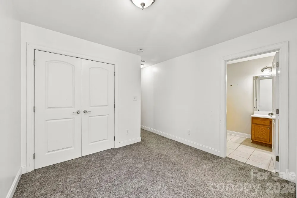 109 Sherman Oaks Lane Mooresville, NC 28115