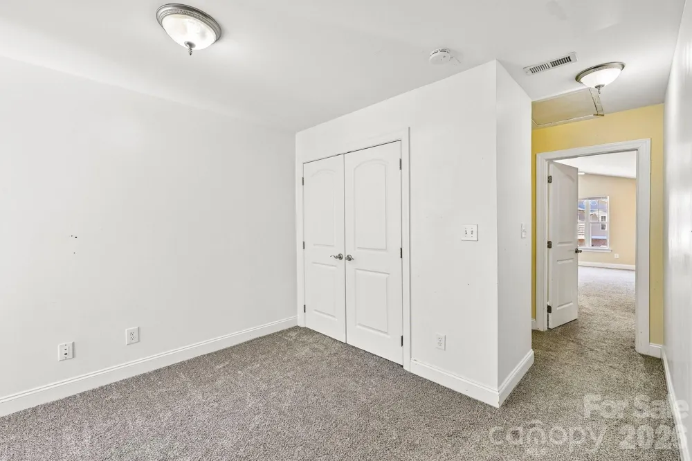 109 Sherman Oaks Lane Mooresville, NC 28115