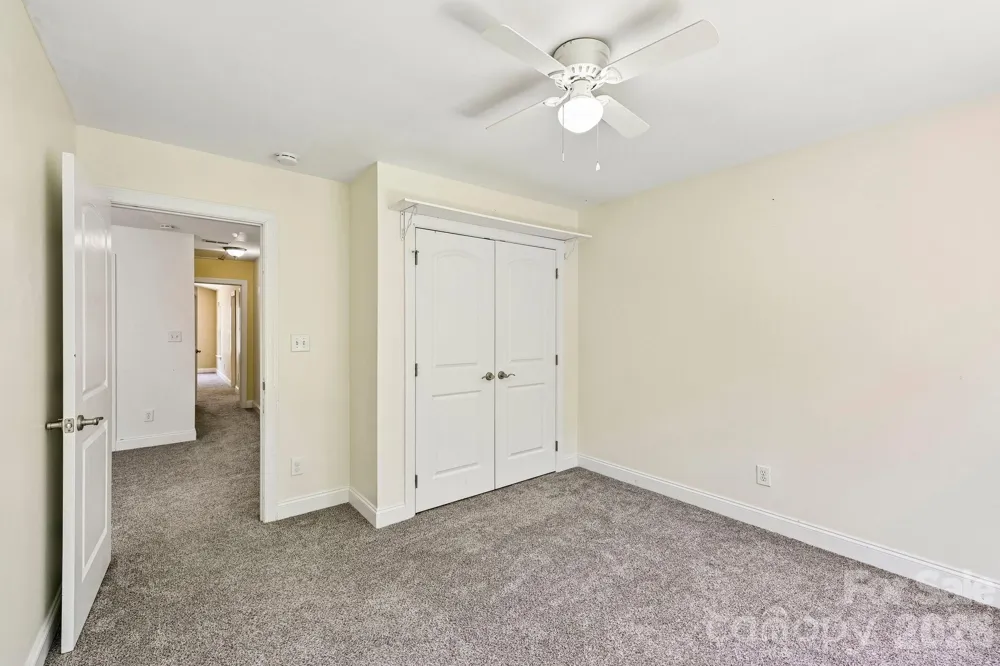 109 Sherman Oaks Lane Mooresville, NC 28115
