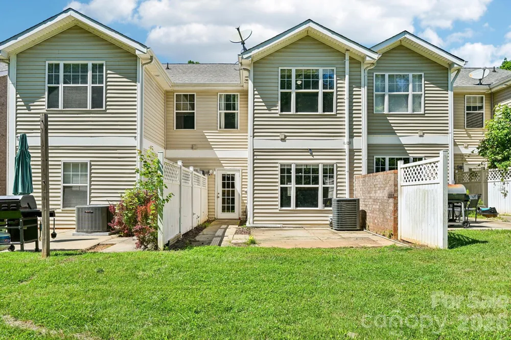 109 Sherman Oaks Lane Mooresville, NC 28115
