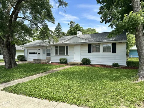 2 W Tilden Drive