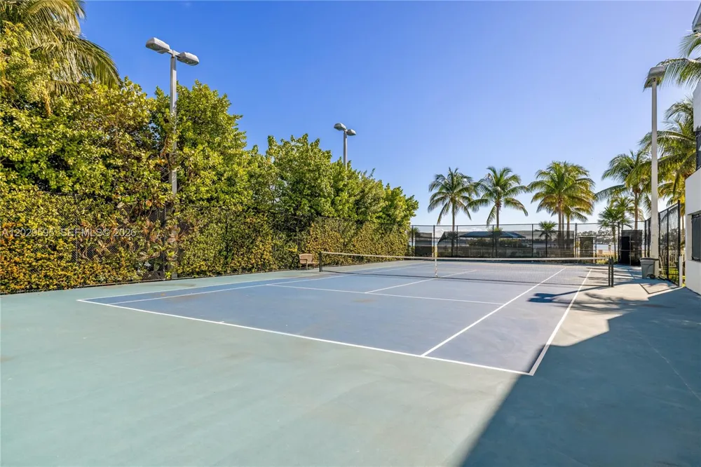 2101 Brickell Ave #1103 Miami, FL 33129