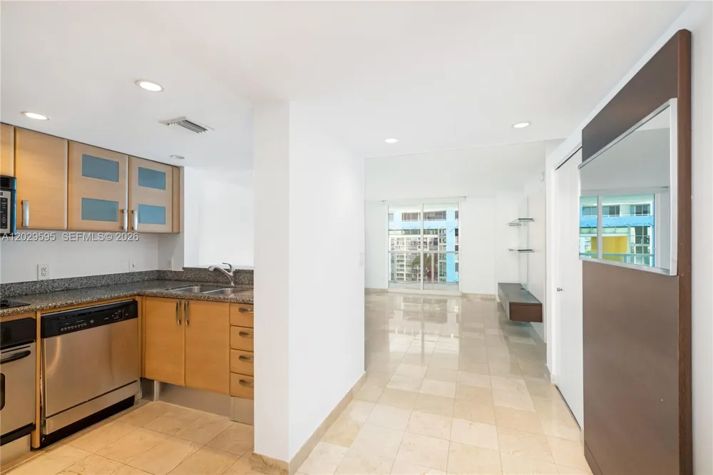 2101 Brickell Ave #1103 Miami, FL 33129