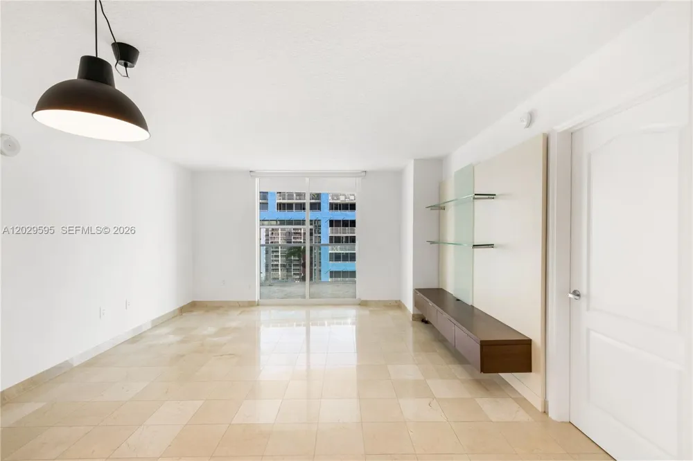 2101 Brickell Ave #1103 Miami, FL 33129