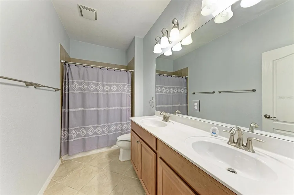 1986 MESIC HAMMOCK WAY Venice, FL 34292