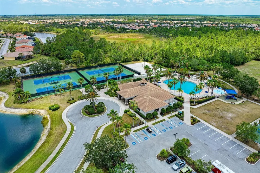 1986 MESIC HAMMOCK WAY Venice, FL 34292