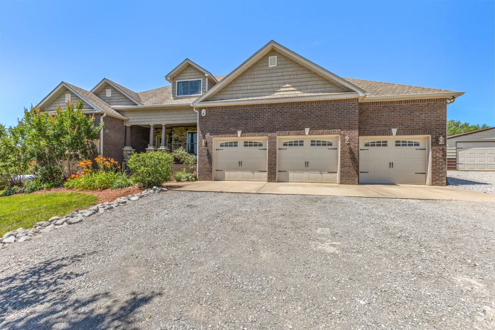 6734 Burgess Gower Rd Cedar Hill, TN 37032
