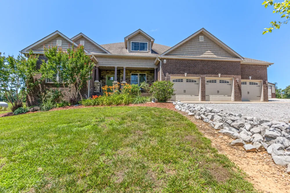 6734 Burgess Gower Rd Cedar Hill, TN 37032