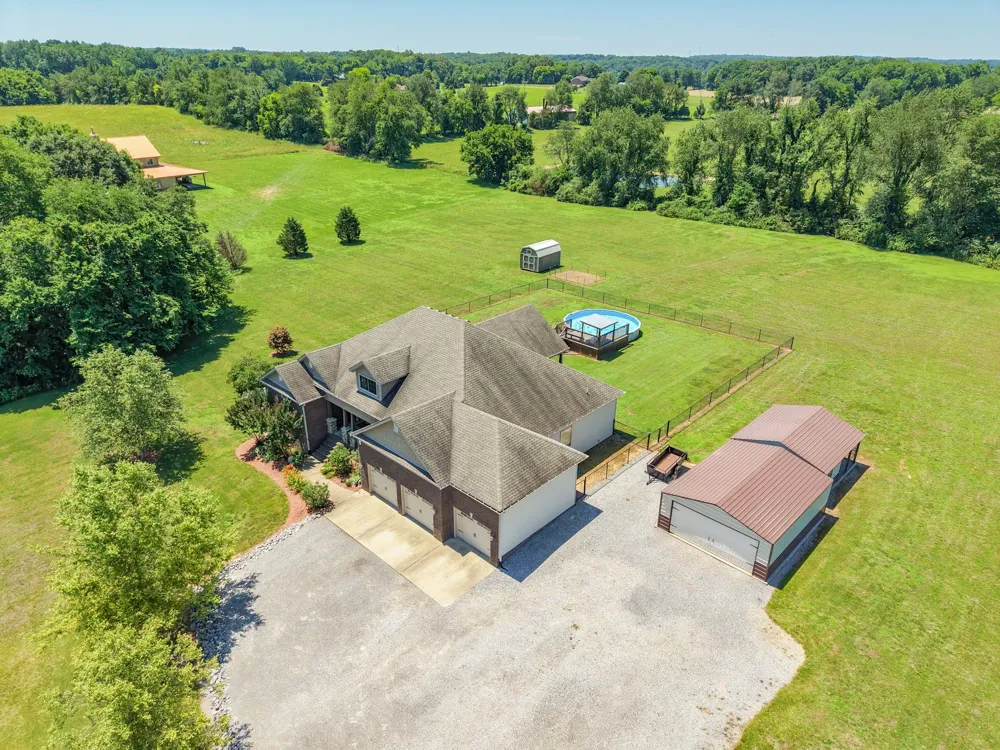 6734 Burgess Gower Rd Cedar Hill, TN 37032