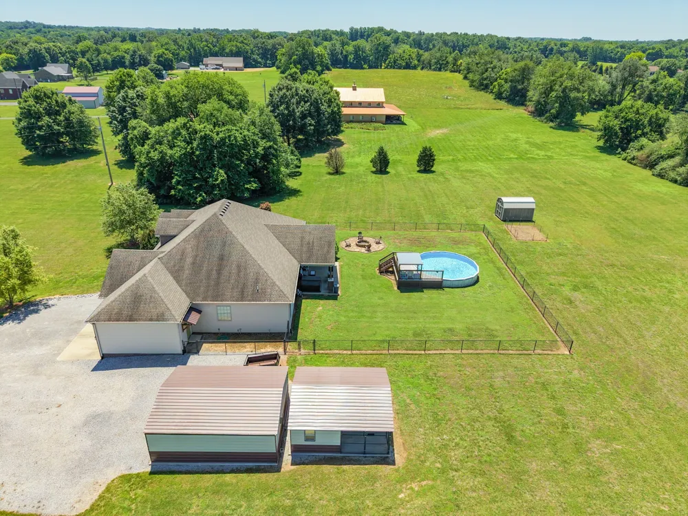 6734 Burgess Gower Rd Cedar Hill, TN 37032