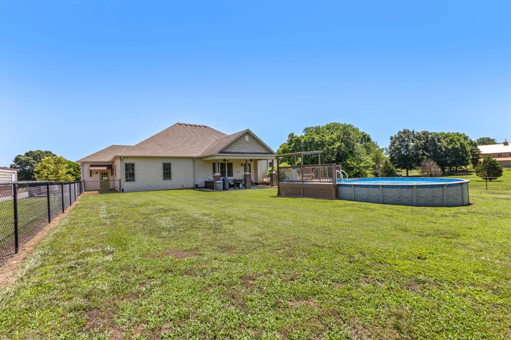 6734 Burgess Gower Rd Cedar Hill, TN 37032