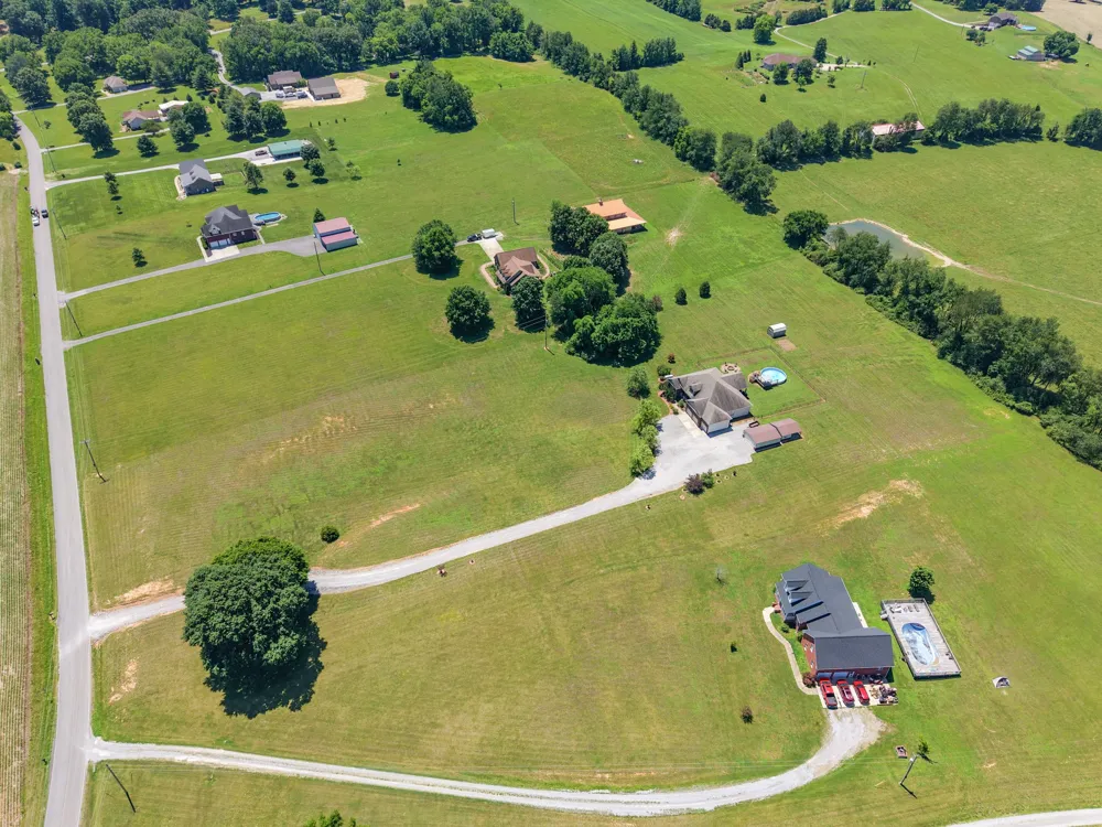 6734 Burgess Gower Rd Cedar Hill, TN 37032