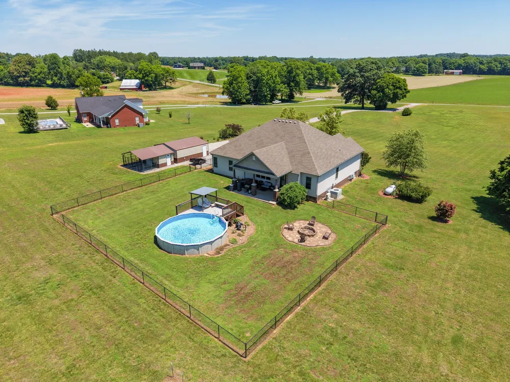 6734 Burgess Gower Rd Cedar Hill, TN 37032