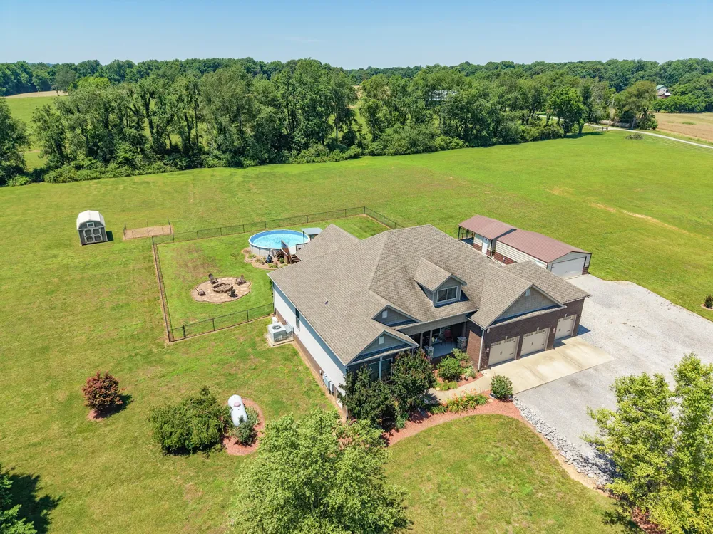6734 Burgess Gower Rd Cedar Hill, TN 37032