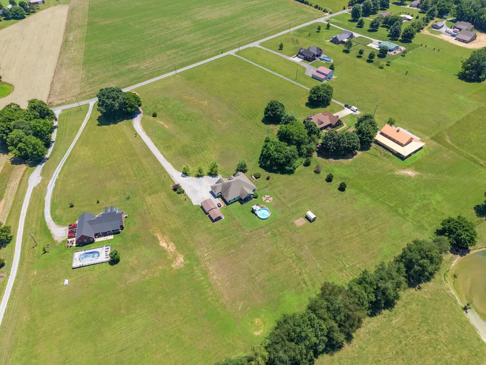6734 Burgess Gower Rd Cedar Hill, TN 37032