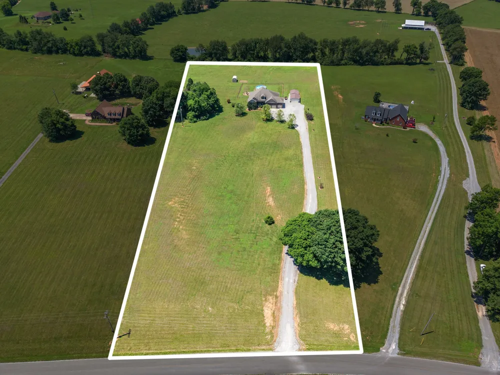 6734 Burgess Gower Rd Cedar Hill, TN 37032
