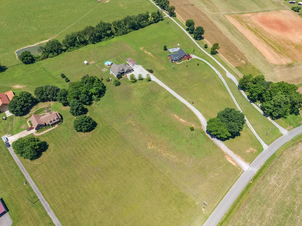 6734 Burgess Gower Rd Cedar Hill, TN 37032