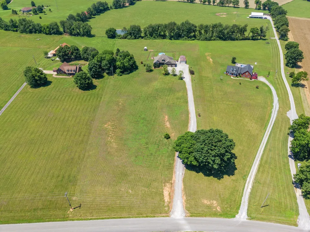 6734 Burgess Gower Rd Cedar Hill, TN 37032