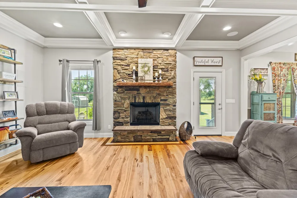 6734 Burgess Gower Rd Cedar Hill, TN 37032
