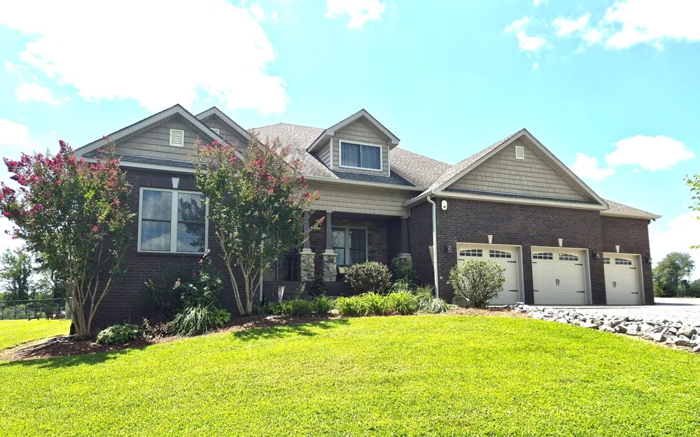 6734 Burgess Gower Rd Cedar Hill, TN 37032