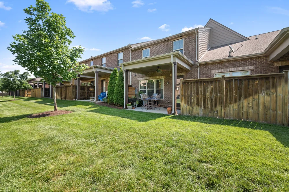 333 Coronado Pvt Cir Hendersonville, TN 37075