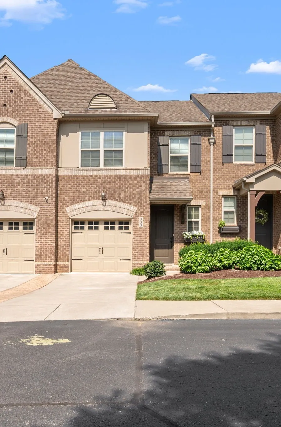 333 Coronado Pvt Cir Hendersonville, TN 37075