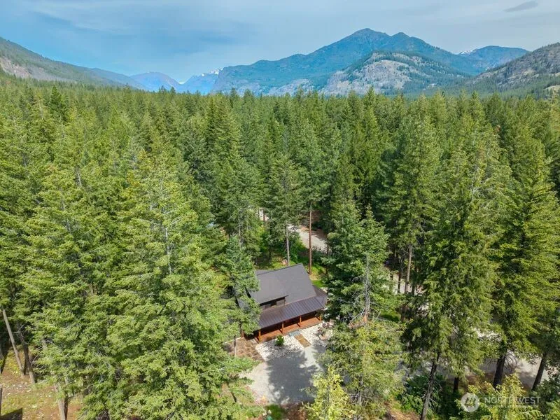 58 Liberty Lane Winthrop, WA 98862