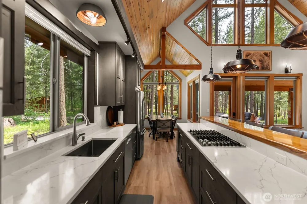 58 Liberty Lane Winthrop, WA 98862