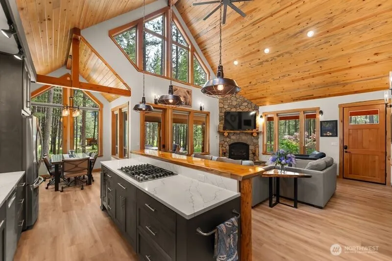 58 Liberty Lane Winthrop, WA 98862