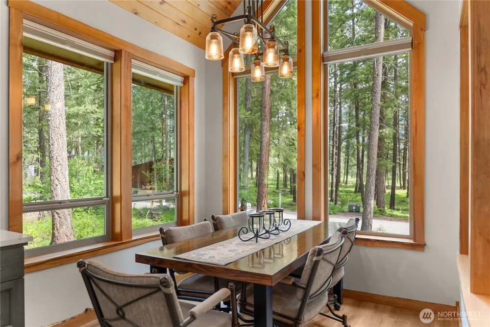58 Liberty Lane Winthrop, WA 98862